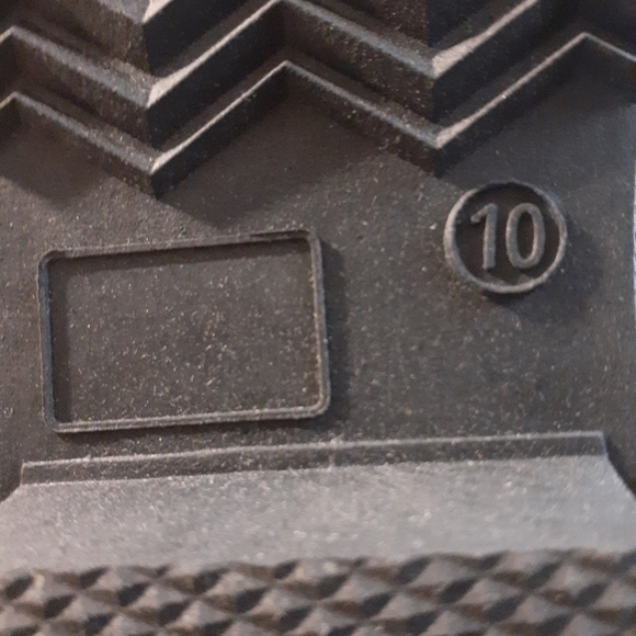 Arctix Women's Chalet Lace-Up Lined Tall Winter Boots Quilted Black Size 10 NIB - Picture 13 of 16